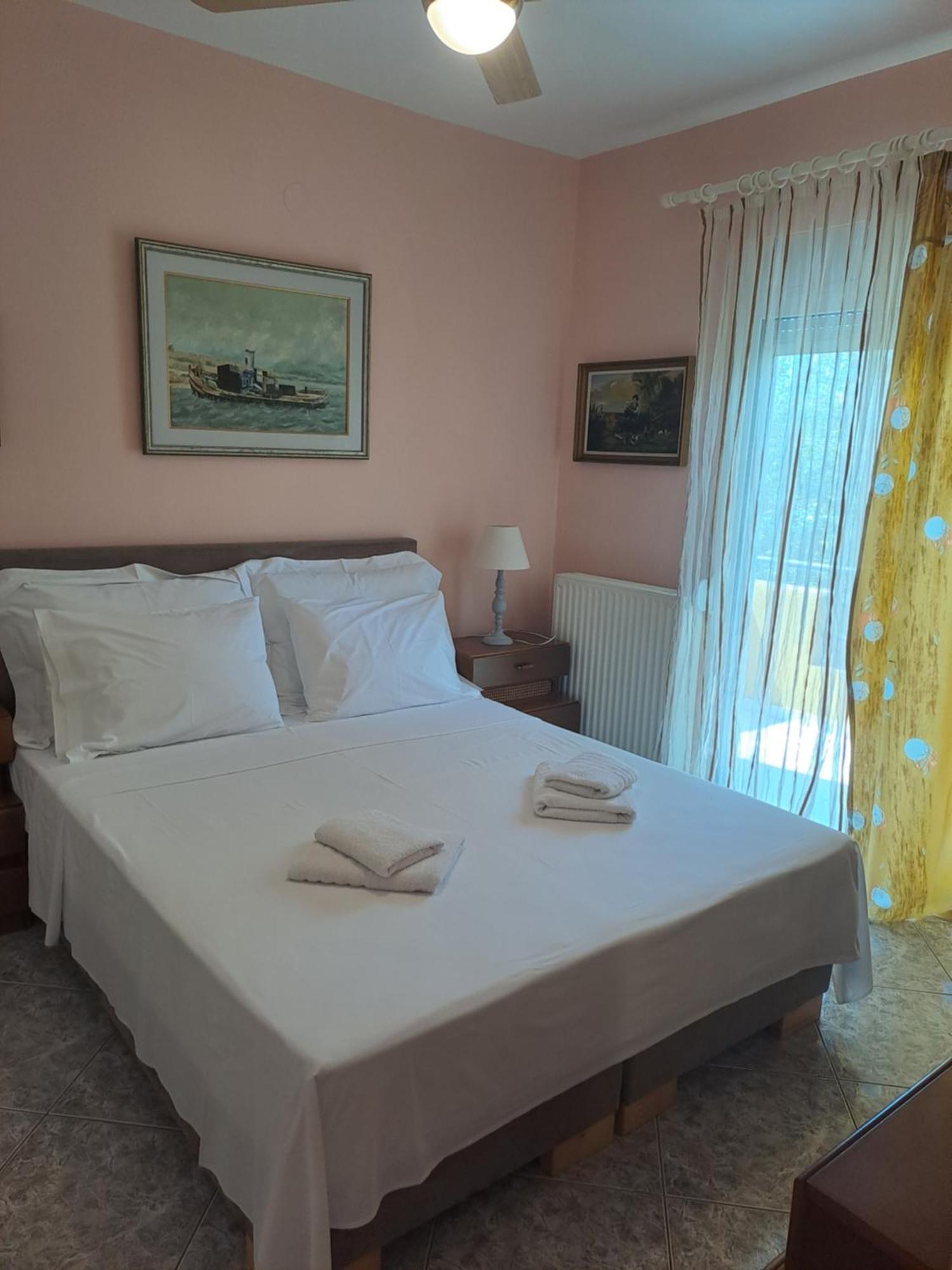 Myrsini' S House Villa Néa Péramos Dış mekan fotoğraf