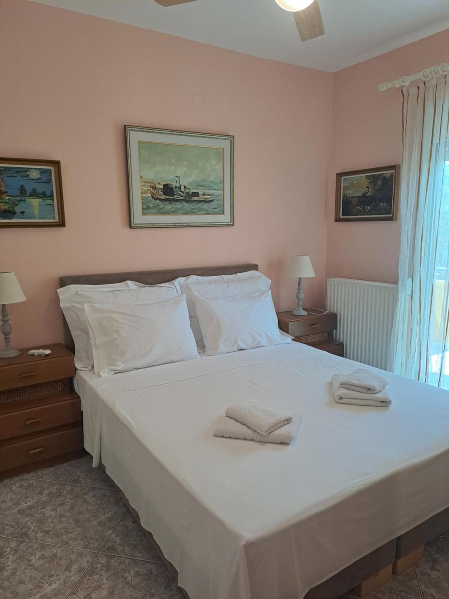 Myrsini' S House Villa Néa Péramos Dış mekan fotoğraf